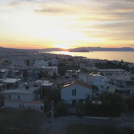 Stephanie's Place - Charming With Sea View شقة *