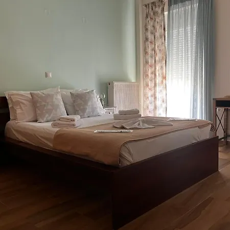 Stephanie's Place - Charming With Sea View