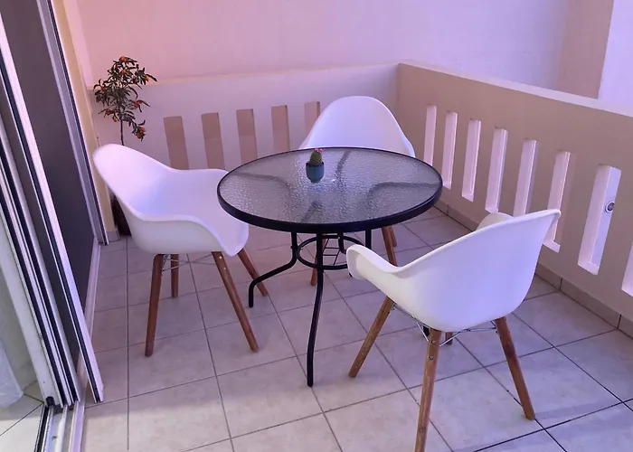 Stephanie's Place - Charming With Sea View * خانيا